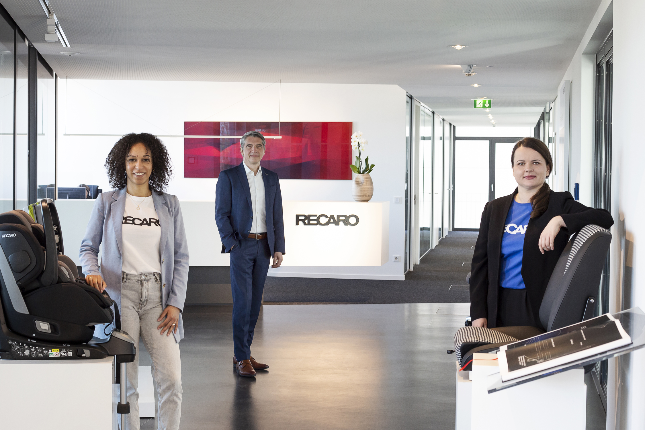 Das Recaro Merchandising Team (von links): Salome Sämann, Hartmut Schürg und Karolina Kern